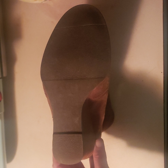 Daytrip wedge bootie from Buckle. - Picture 5 of 5